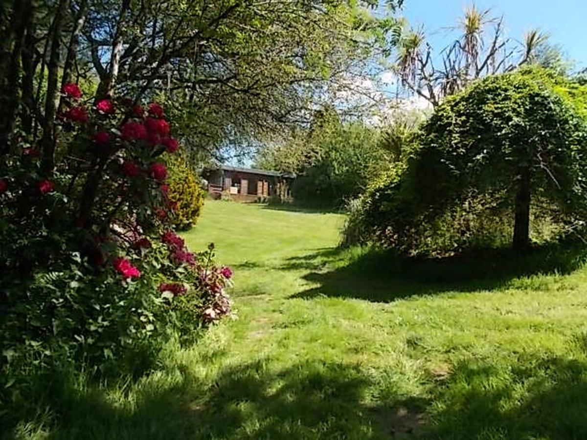 Tudor Lodge With Pool & Bbq Cabin Liskeard Luaran gambar