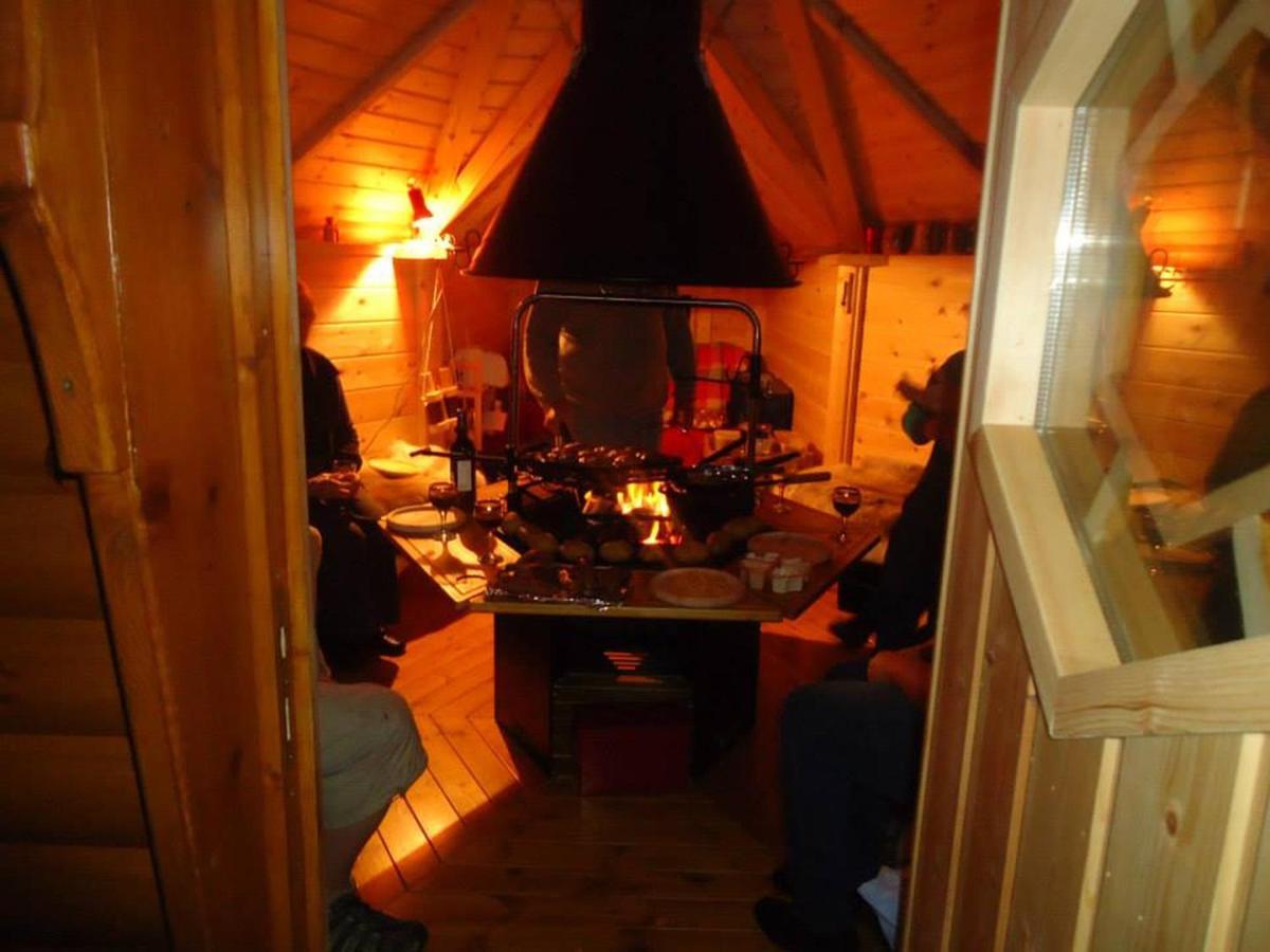 Tudor Lodge With Pool & Bbq Cabin Liskeard Luaran gambar
