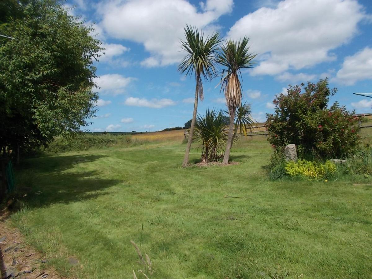 Tudor Lodge With Pool & Bbq Cabin Liskeard Luaran gambar
