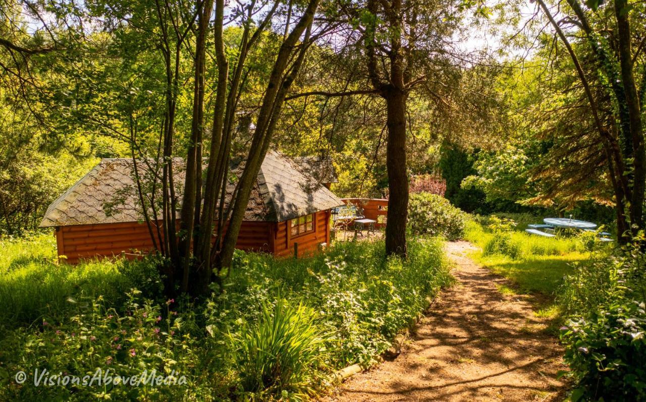 Tudor Lodge With Pool & Bbq Cabin Liskeard Luaran gambar