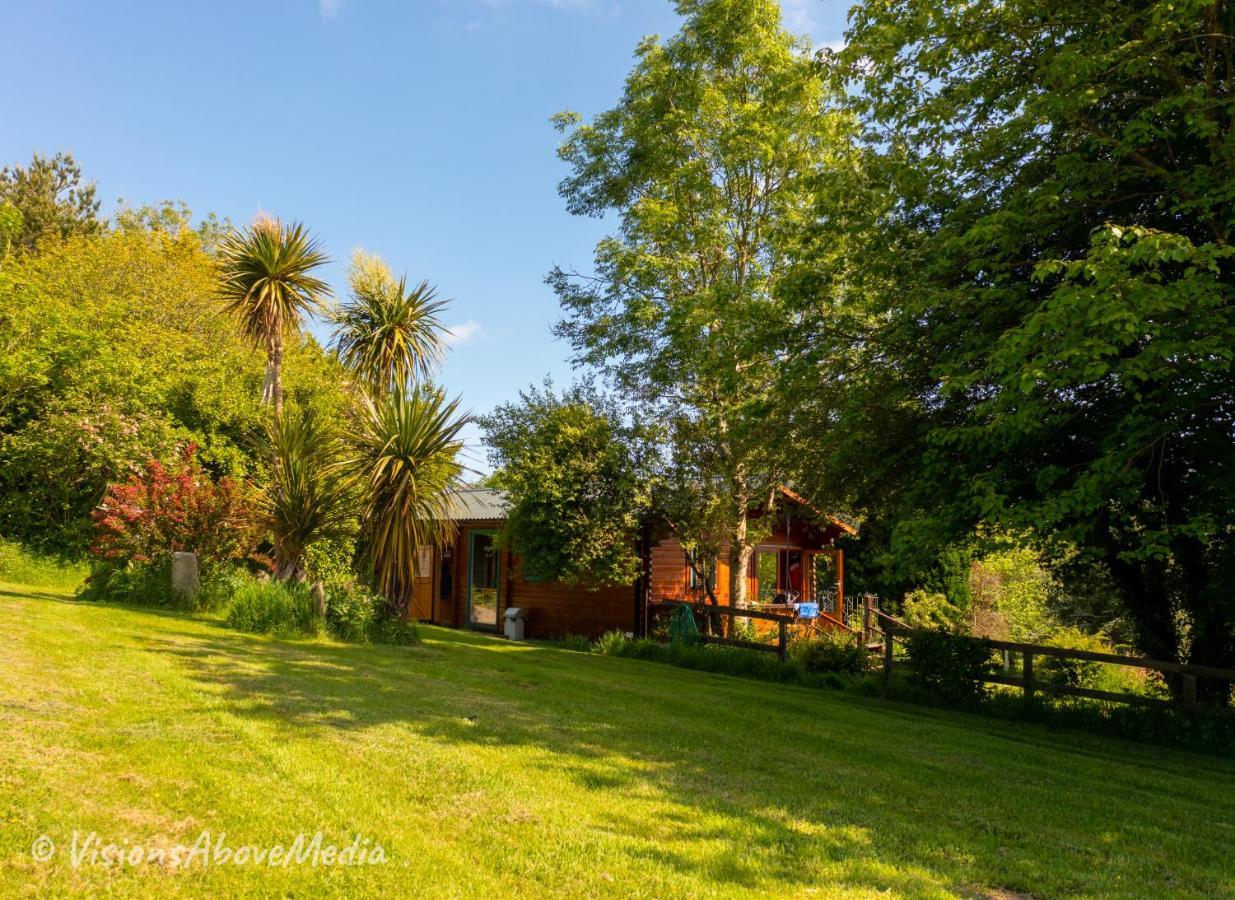 Tudor Lodge With Pool & Bbq Cabin Liskeard Luaran gambar