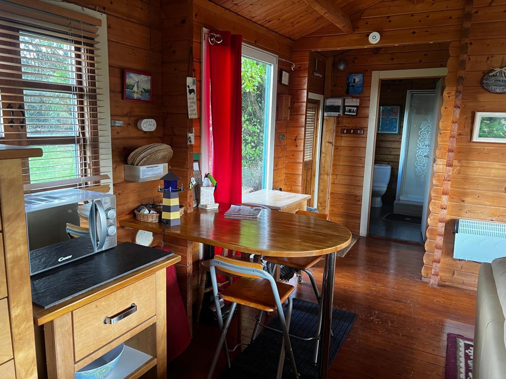 Tudor Lodge With Pool & Bbq Cabin Liskeard Luaran gambar